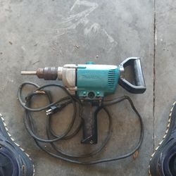 Makita 13mm Power Drill