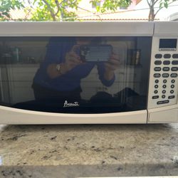Microwave 60 HZ