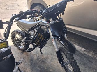 Ebox v2 electric dirt bike 40 mph 45 miles range