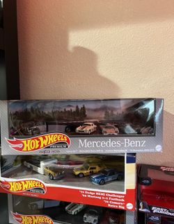 Mercedes-Benz Hot Wheels Premium Set
