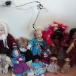 Mixed Doll Lot