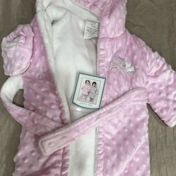 new With Tags Baby Girl Soft Robe And Slippers 9 To 12 Months 