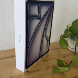 Brand New Sealed 2026 M4 iPad Air 13” 512GB WiFi Space Gray.