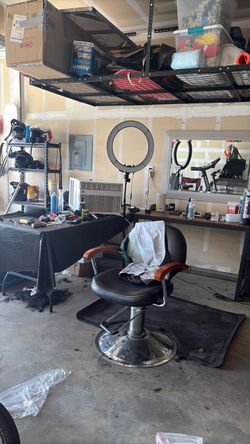 Barber station