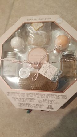 Bath set