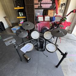 Electronic Drum Kit