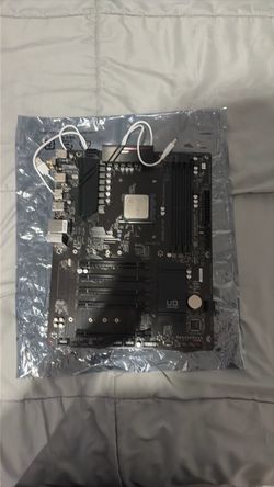 Gigabyte UD Series ATX Motherboard