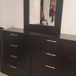 Cómoda Negra De 8 Gavetas Barata En Venta Totalmente Nueva