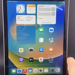 Apple iPad 5th Tablet 9.7 inch 32GB