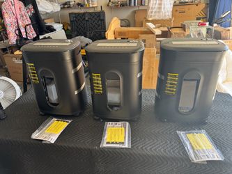 Amazon Basics 15 Paper Shredder – Lot of 3 $40 each