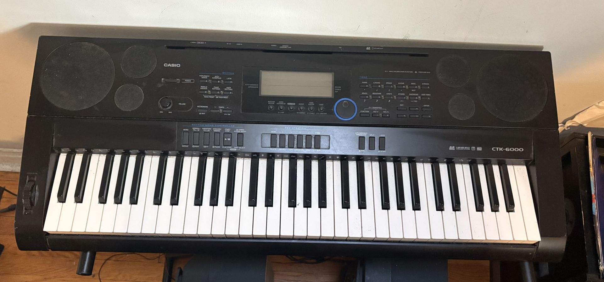 🎹 Casio CTK-6000 Keyboard — Excellent Condition, Works Perfectly