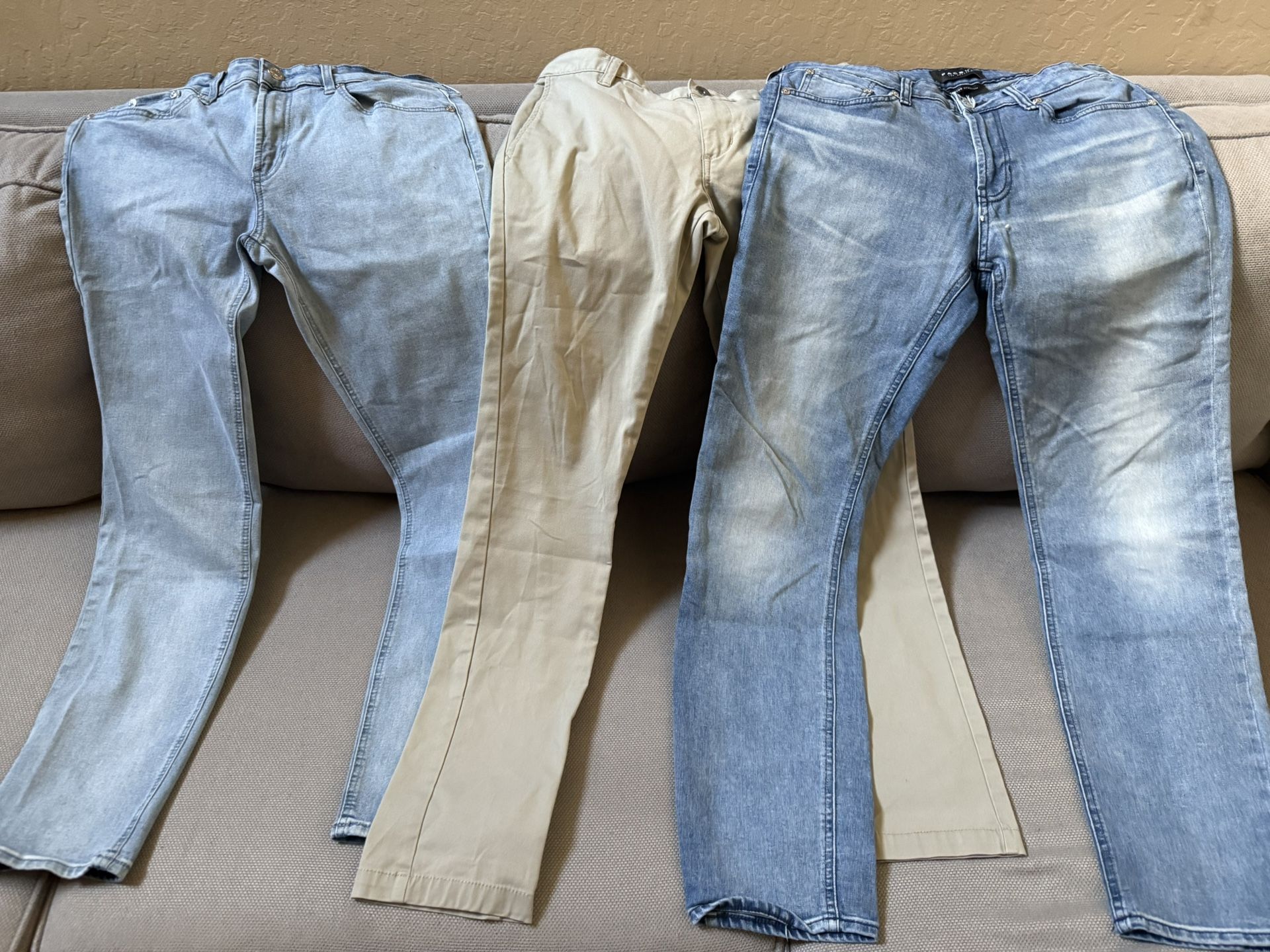 Men’s Pacsun Jeans and RVCA Chino Pants Bundle 30x30
