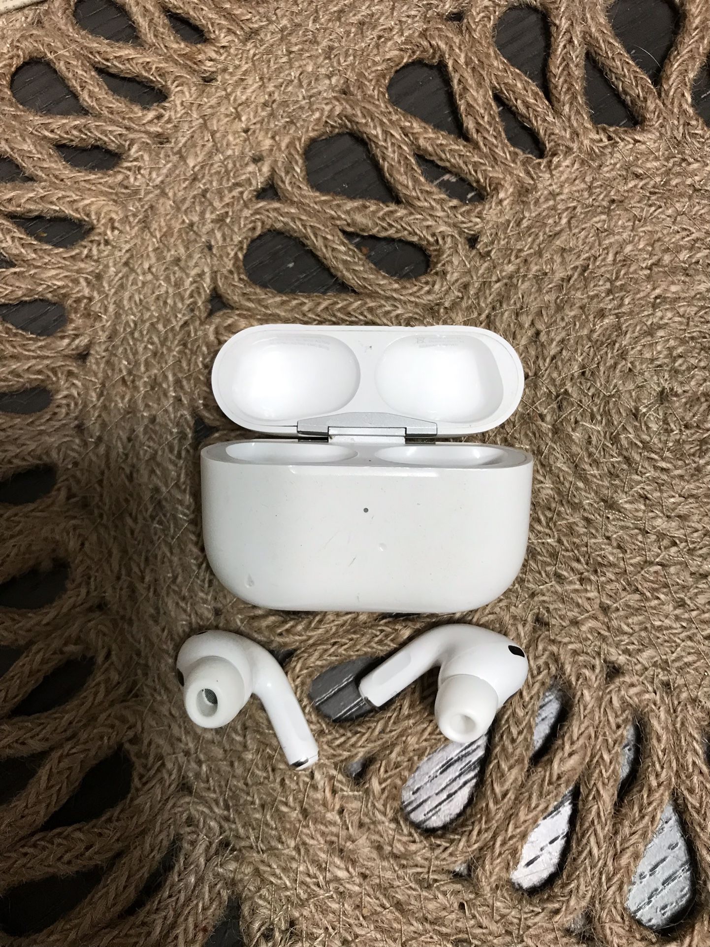 AirPods Pros 2