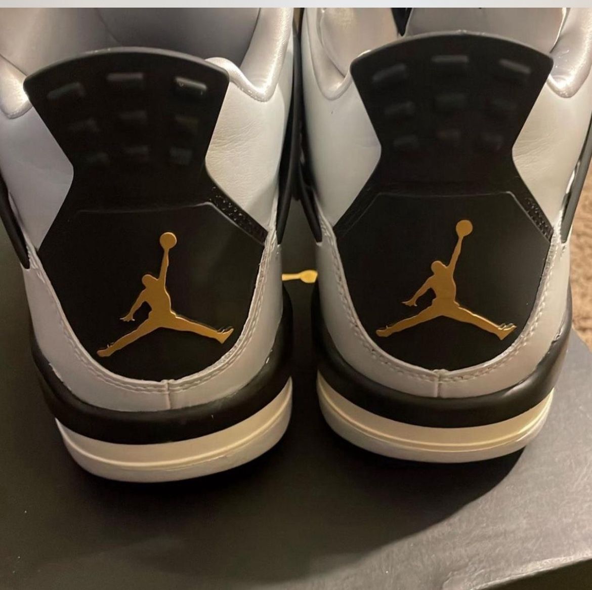 Jordan 4s