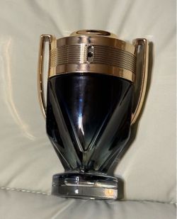 Invictus Parfum for Men