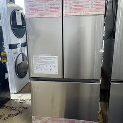 New 33 Inch Samsung Refrigerator 