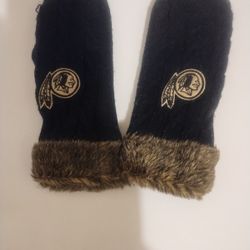 Lady's Washington Redskin's Black ShowTime Mitten