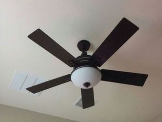 52 in Black Ceiling Fan