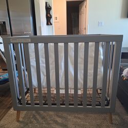 Crib, Used, Good Condition
