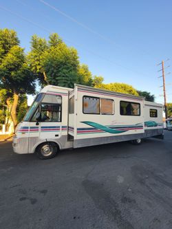MOTORHOME WINNEBAGO ITASCA