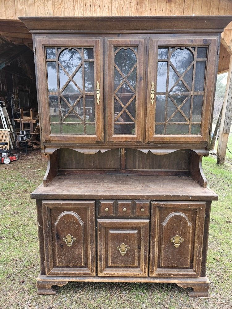 China Hutch