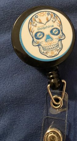 Miami dolphins badge reel