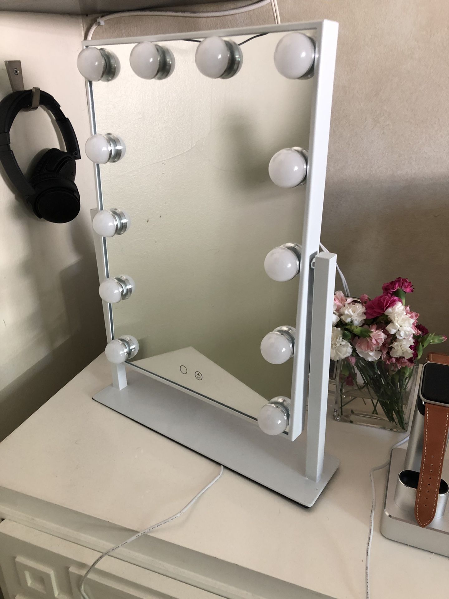 Hollywood Makeup Vanity Mirror with Lights, Three-Tone Dimmer Design, 12" W x 16" H, White