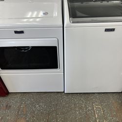 Washer And Electric Dryer Top loader Like Brand New And 3 Months Warranty 