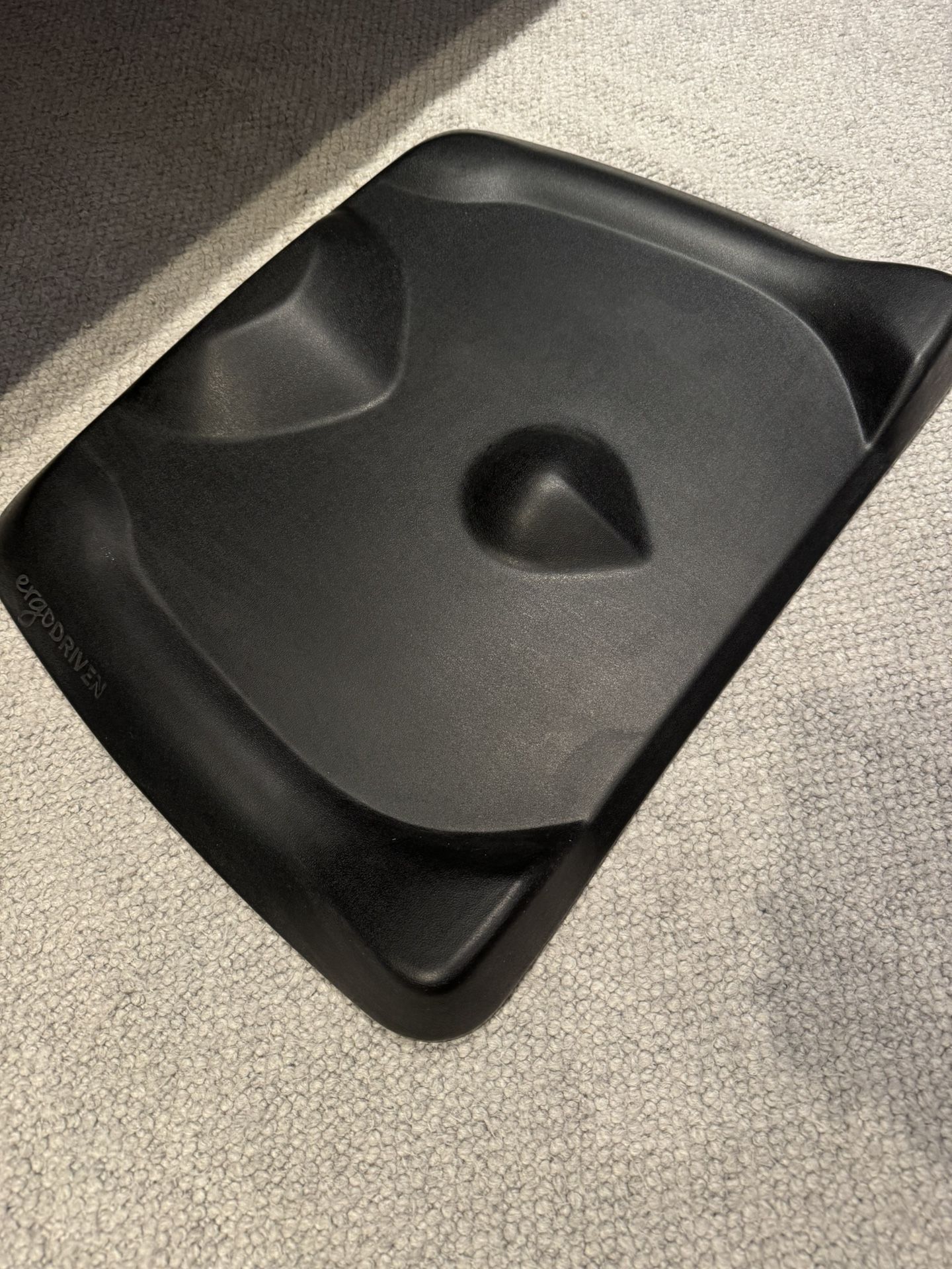 Standing Desk Anti Fatigue Topo Not-Flat Standing Desk Mat | The Anti-Fatigue Mat with Calculated Terrain