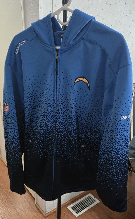 Chargers Reebok Sweater/Hoodie Size Large 