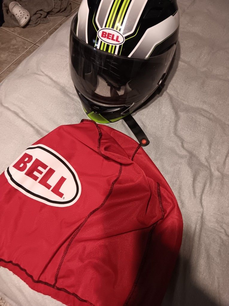 Bell Qualifier Motorcycle Helmet