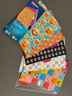 Avery 5 Big Tab Reversible Dividers Emoji