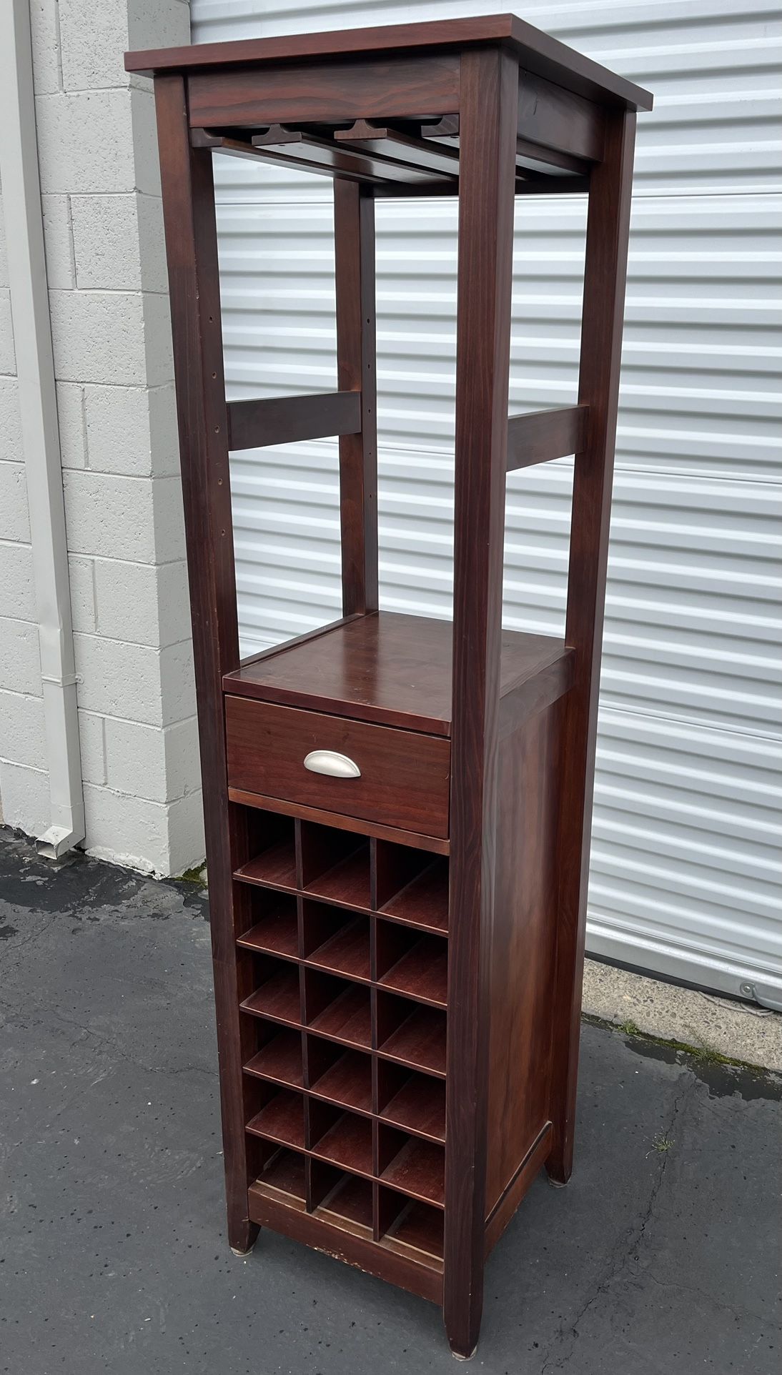 18 Bottle Wooden Wine Bottle and Glass Rack