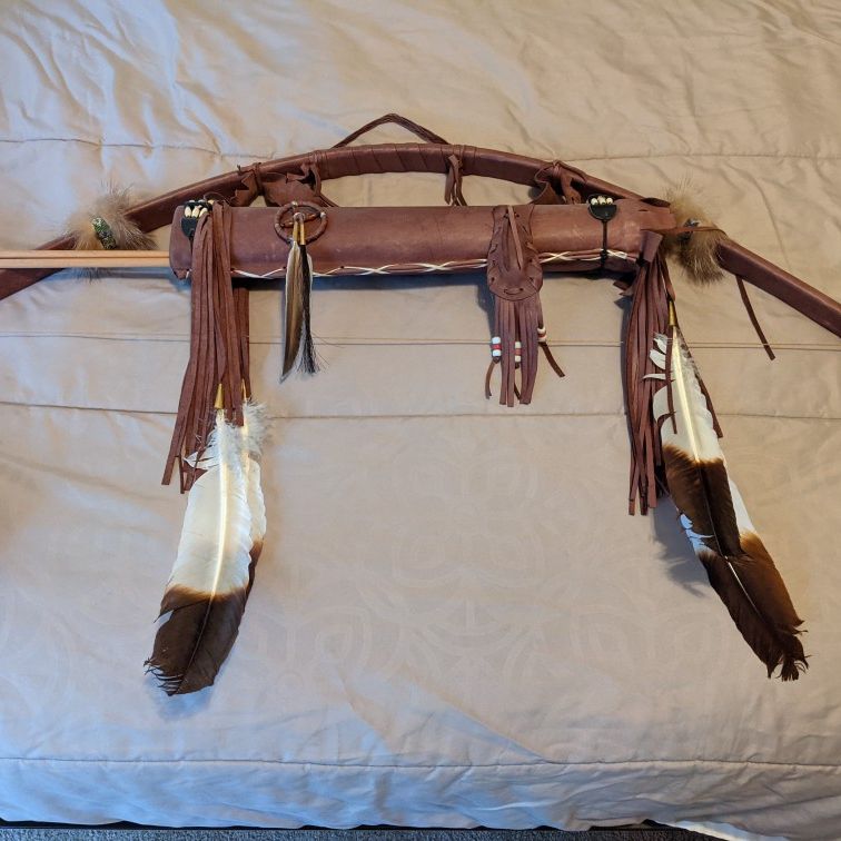 Pueblo Indian Bow, Quiver, & Arrow Display