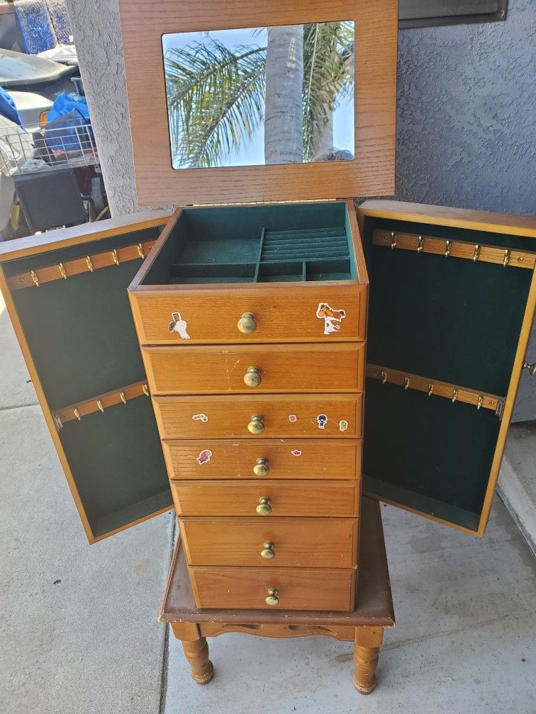 Jewelry Chest