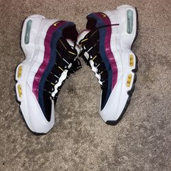 Nike Air Max 95 (GREAT CONDITION)