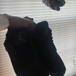Jordan 4 Retro Black Cat (2020)