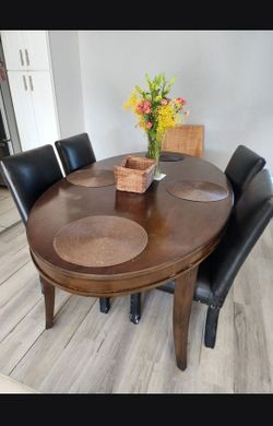 Dining Table / Mesa de Comedor