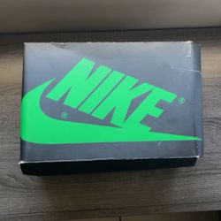 Jordan 1 Lucky Green Size 8 Worn Once!!!
