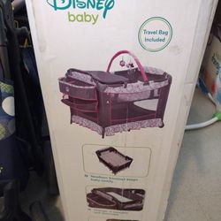 Disney Minnie Mouse Pack-n Play