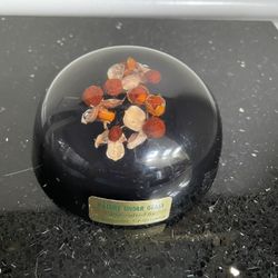 Nature Under Glass Gragsmoor Craftsman, Vintage  Paperweight , Dried Flowers Under Glass