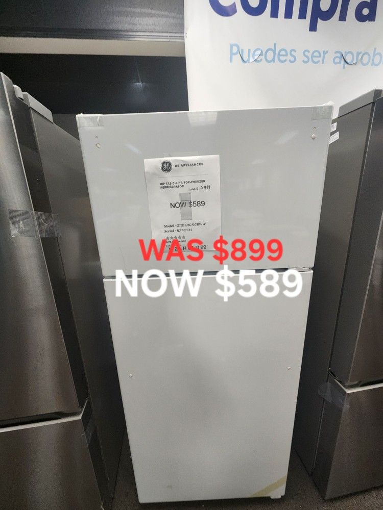 GE 17.5 CU. FT. TOP FREEZER AND BOTTOM REFRIGERATOR