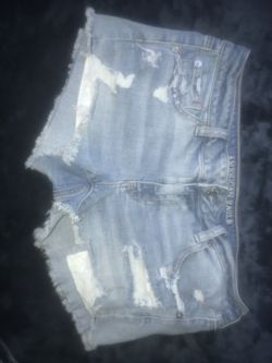 American eagle lace and destroyed denimshorts 14