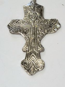 Sterling Silver cross pendant.