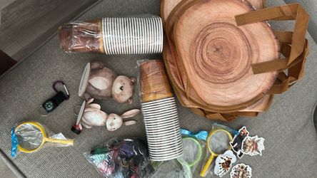 Woodland party supplies