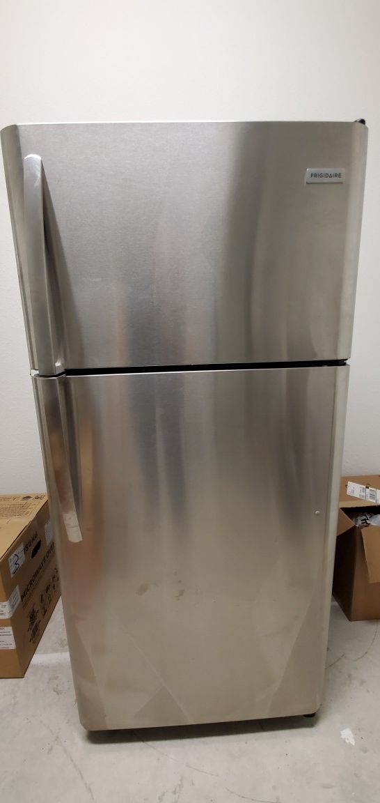 New fridge, frigidaire