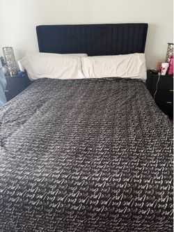Queen Bed