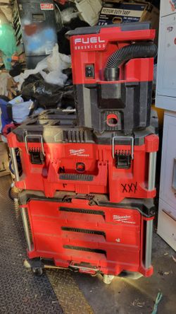 Milwaukee pack out tool boxes