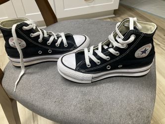 Converse Unisex Size 1