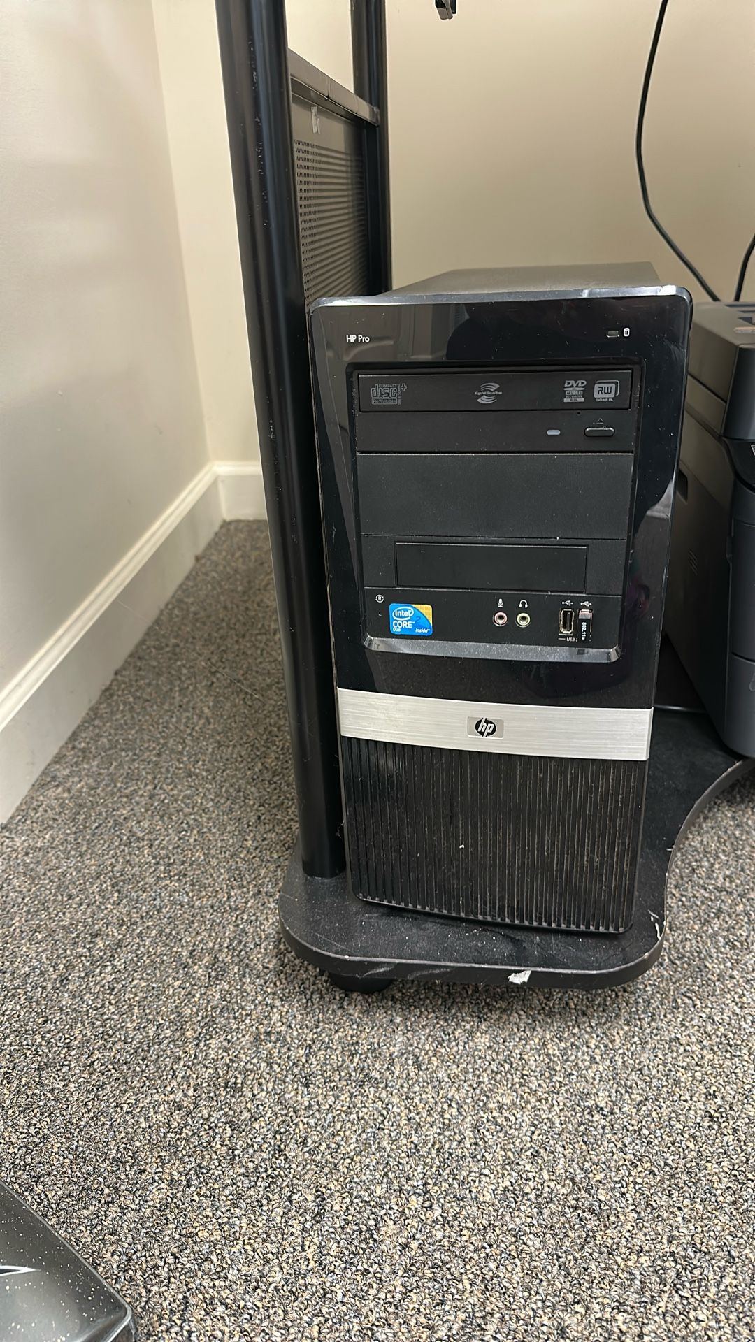 HP Compaq dx2400 Microtower PC